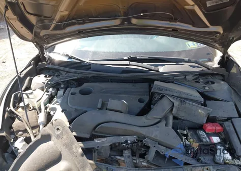 2015 Nissan Altima 2.5 Sv z USA, uszkodzony, nr VIN 1N4AL3AP7FC192961